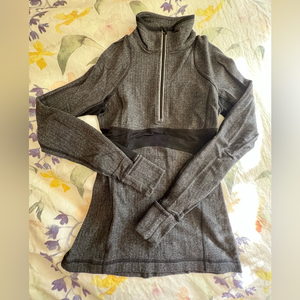 Lululemon Running top